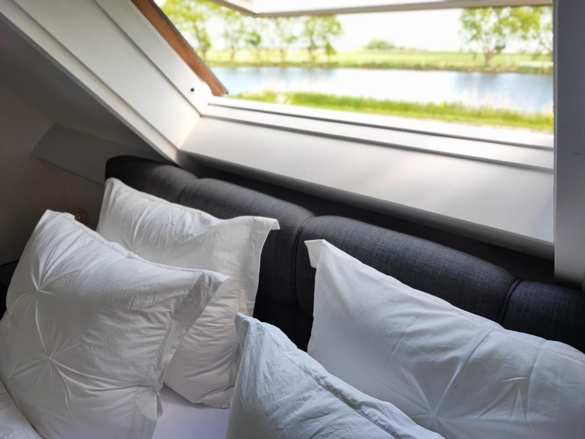 Guesthouse At The Amstel River With 2Br 2Ba And Garden Amstelveen Exterior foto